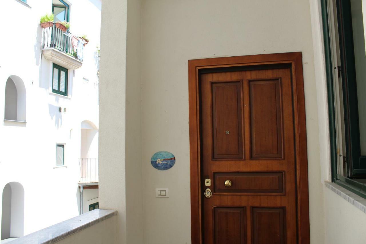 Apartamento Arcadia 55 Salerno Exterior foto